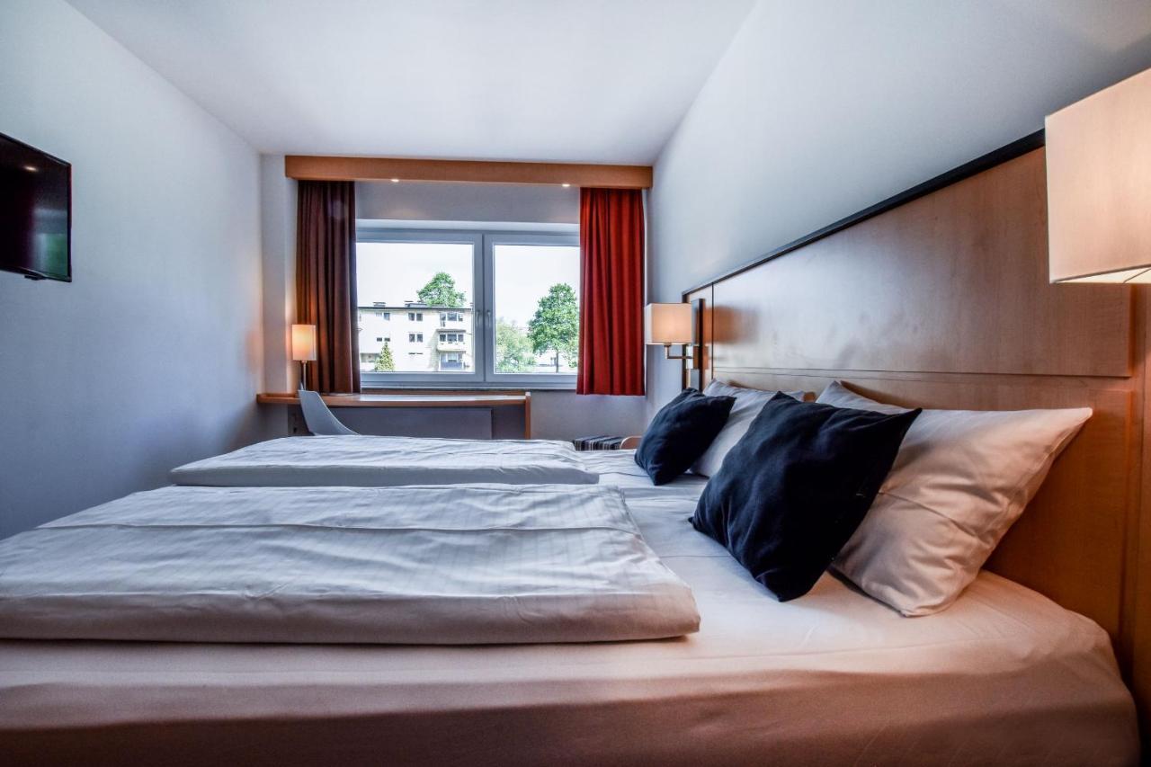 Stay Lev Hotel Leverkusen Exteriör bild