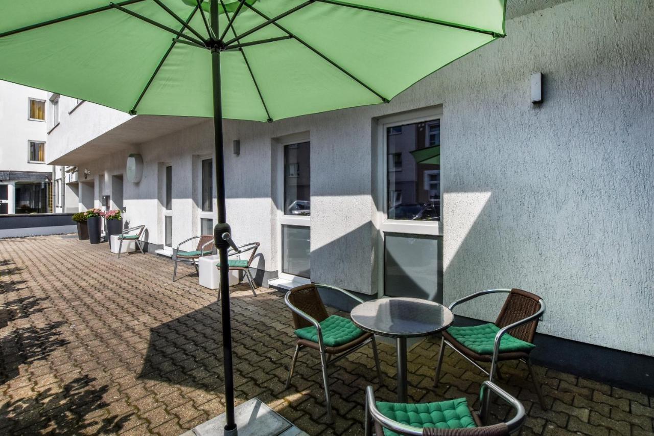 Stay Lev Hotel Leverkusen Exteriör bild